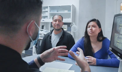 Patient consultation photo on the fisrt step for personalized dental care and Inlays and Onlays in San Diego.